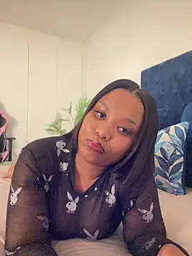 Stunning Booty online show from June 28, 9:32 pm