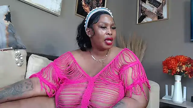 ThickyMinajxx online show from November 15, 1:48 pm