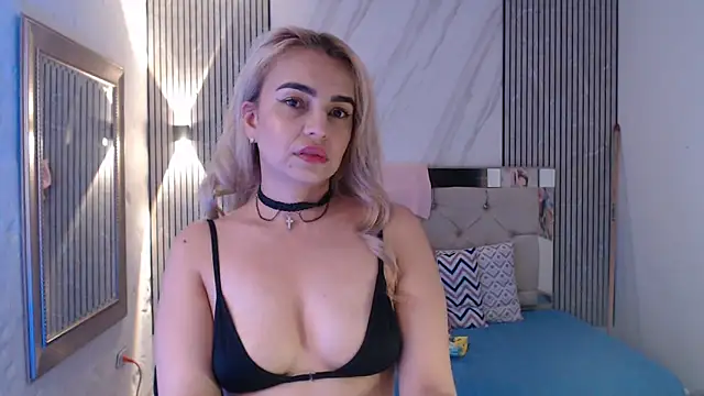 ashley  tylor online show from April 19, 3:29 am