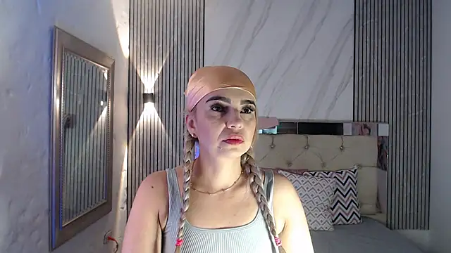 ashley  tylor online show from February 4, 2:17 am