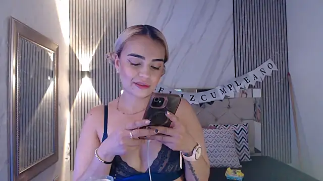 ashley  tylor online show from April 28, 8:24 pm