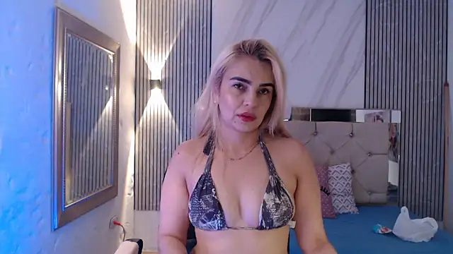 ashley  tylor online show from March 24, 1:49 am