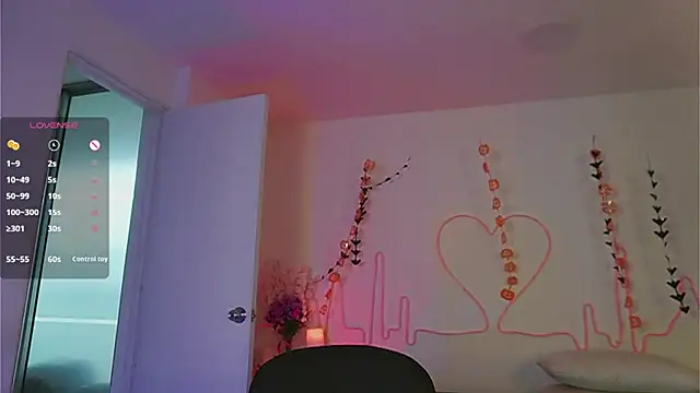 EmmaSanzz  online show from October 11, 11:44 am