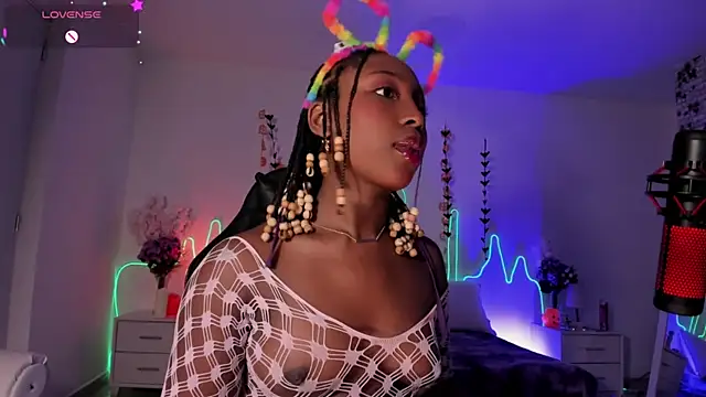 EmmaSanzz  online show from October 17, 11:34 am