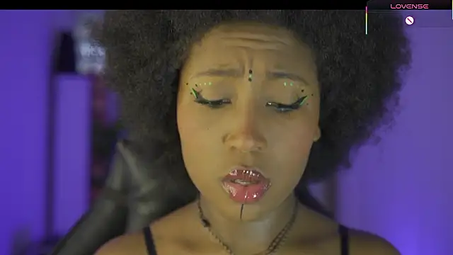 EmmaSanzz  online show from February 23, 11:55 am