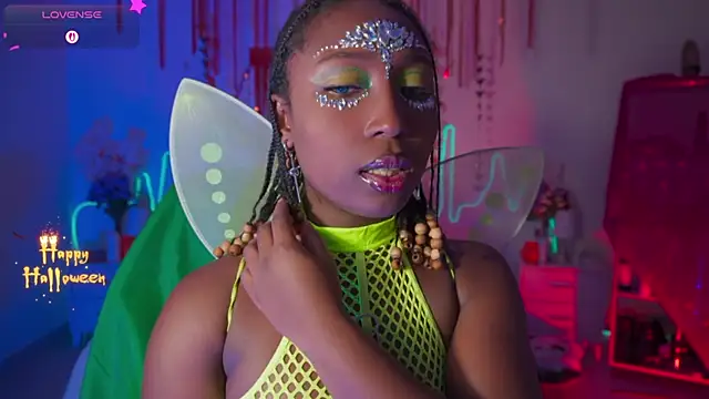 EmmaSanzz  online show from October 31, 11:40 am