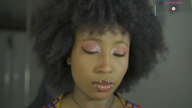 EmmaSanzz  online show from February 22, 11:01 am