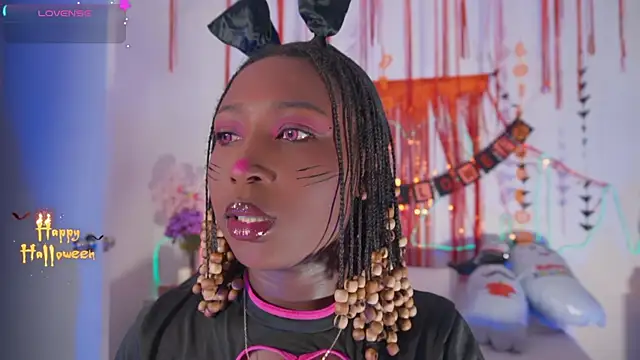 EmmaSanzz  online show from November 1, 3:02 am