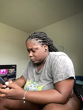 fantasygyal online show from June 8, 3:56 pm