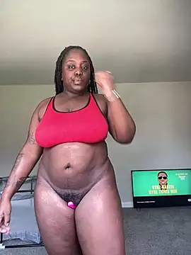 fantasygyal online show from June 11, 6:16 pm