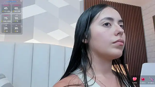 Julietasantos   online show from May 20, 6:27 pm