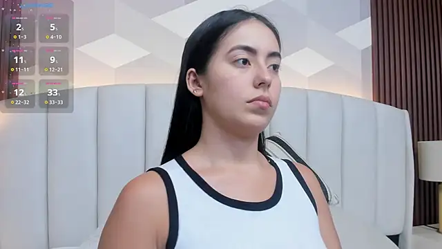 Julietasantos   online show from February 26, 6:30 pm