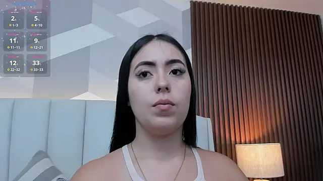 Julietasantos   online show from December 22, 6:30 pm