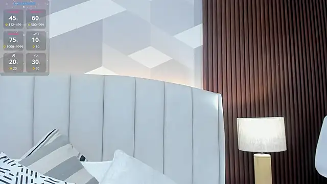 Julietasantos   online show from March 31, 6:32 pm