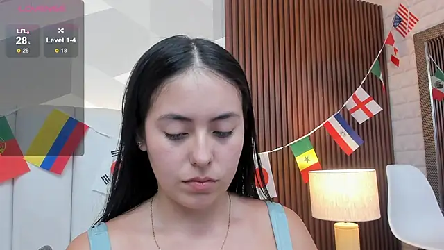 Snapshot of Julietasantos__ chatting on June 11, 6:38 pm Julietasantos online show from June 11, 6:38 pm