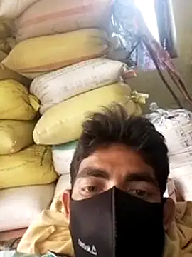 arpitverma0723 online show from May 6, 7:01 am