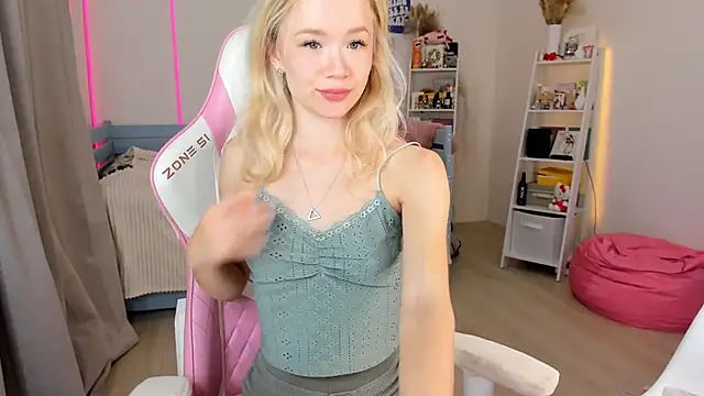 Lily Young online show from October 13, 5:20 am