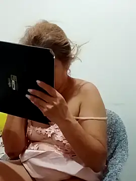 madonna101 online show from March 3, 7:21 pm