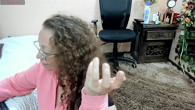 pamela bell online show from December 6, 3:35 am