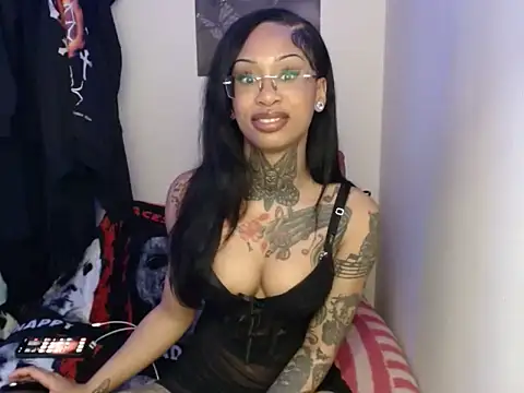 TrinityTeighlor online show from December 1, 11:44 am