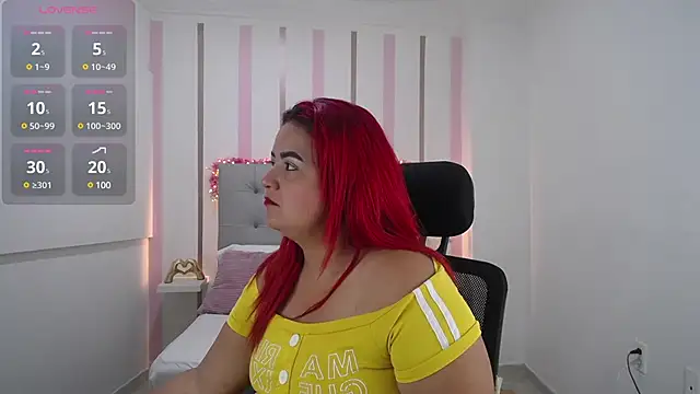 Snapshot of Mariana_Rojas chatting on February 14, 5:19 am Mariana Rojas online show from February 14, 5:19 am