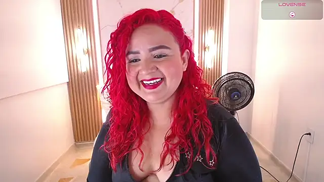 Mariana Rojas online show from May 17, 5:29 am