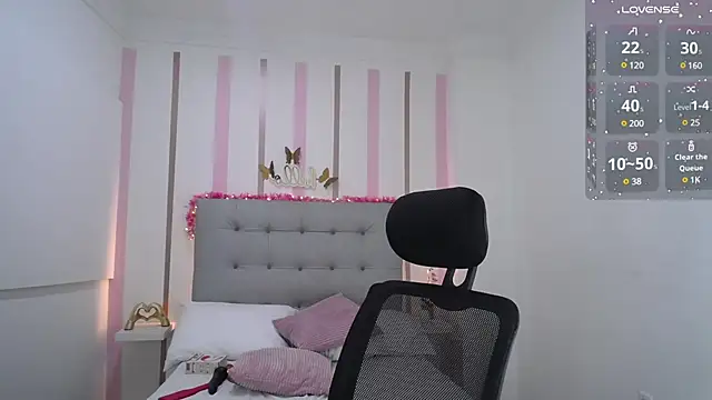 Snapshot of Mariana_Rojas chatting on January 28, 8:36 am Mariana Rojas online show from January 28, 8:36 am
