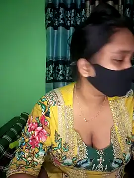 Snapshot of Kotha_-Moni chatting on December 15, 1:39 pm Kotha -Moni online show from December 15, 1:39 pm