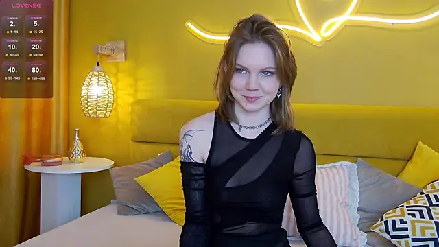 lessysweety online show from October 6, 2:46 am