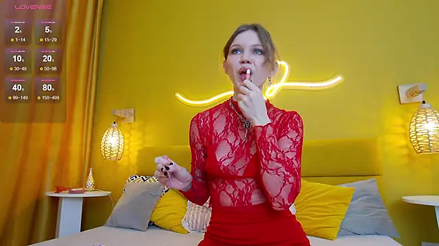 lessysweety online show from November 17, 3:32 am