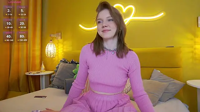 lessysweety online show from February 25, 4:01 am