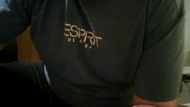 Snapshot of vimilili chatting on December 4, 5:45 pm vimilili online show from December 4, 5:45 pm