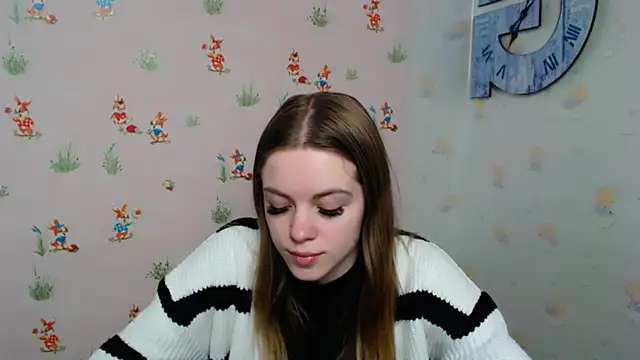 Snapshot of AliceFlirtt_ chatting on February 21, 3:21 pm AliceFlirtt online show from February 21, 3:21 pm