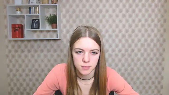 Snapshot of AliceFlirtt_ chatting on November 5, 9:23 am AliceFlirtt online show from November 5, 9:23 am