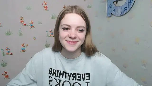 Snapshot of AliceFlirtt_ chatting on March 15, 12:56 pm AliceFlirtt online show from March 15, 12:56 pm