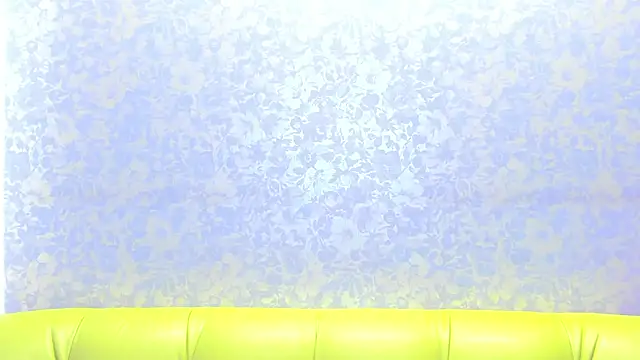 Vanessa Florence online show from March 29, 1:18 am