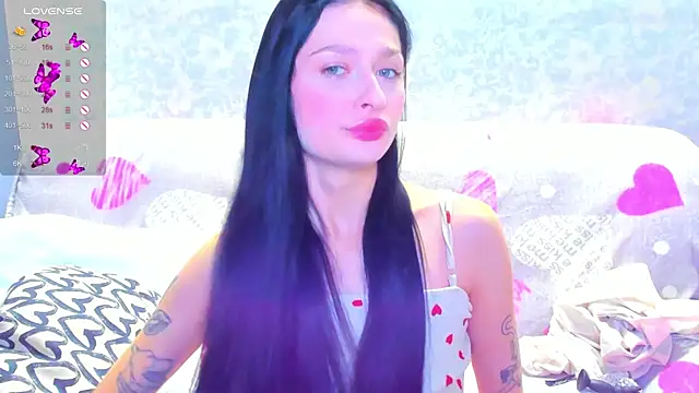 Snapshot of Vanessa_Florence chatting on November 2, 1:43 am Vanessa Florence online show from November 2, 1:43 am