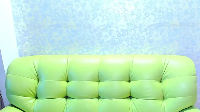 Snapshot of Vanessa_Florence chatting on June 6, 1:33 am Vanessa Florence online show from June 6, 1:33 am