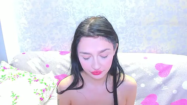 Vanessa Florence online show from March 5, 1:35 am