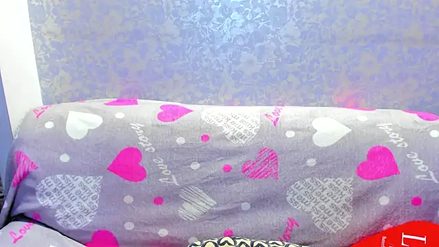 Vanessa Florence online show from March 4, 1:24 am