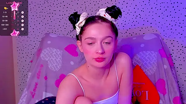 Snapshot of Vanessa_Florence chatting on March 1, 1:32 am Vanessa Florence online show from March 1, 1:32 am