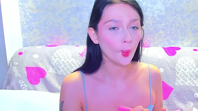 Snapshot of Vanessa_Florence chatting on November 15, 2:04 am Vanessa Florence online show from November 15, 2:04 am