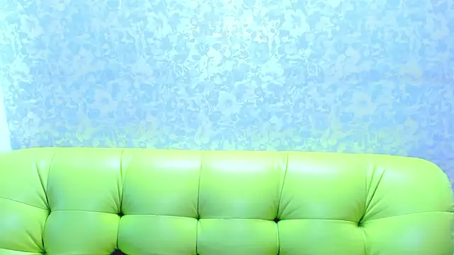 Snapshot of Vanessa_Florence chatting on July 17, 1:14 am Vanessa Florence online show from July 17, 1:14 am
