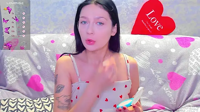 Snapshot of Vanessa_Florence chatting on November 1, 1:56 am Vanessa Florence online show from November 1, 1:56 am