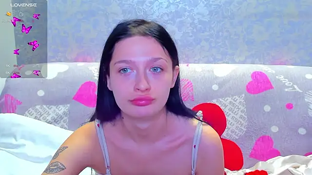 Snapshot of Vanessa_Florence chatting on November 23, 1:48 am Vanessa Florence online show from November 23, 1:48 am