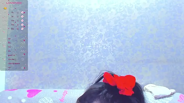 Vanessa Florence online show from April 19, 1:06 am