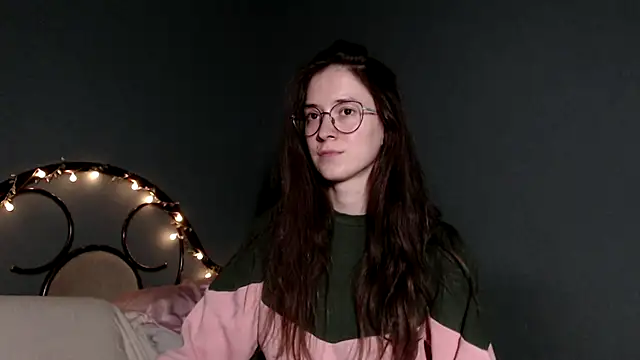 Snapshot of wow__kelly chatting on December 2, 4:19 pm wow kelly online show from December 2, 4:19 pm