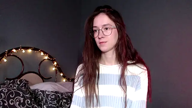 Snapshot of wow__kelly chatting on November 30, 11:00 am wow kelly online show from November 30, 11:00 am