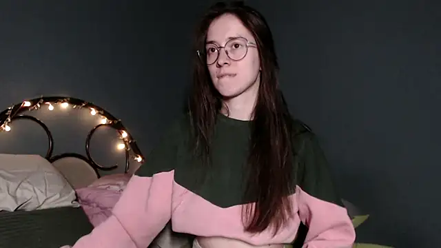 Snapshot of wow__kelly chatting on November 1, 3:17 pm wow kelly online show from November 1, 3:17 pm