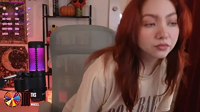 LilyVelvett online show from October 3, 2:59 am